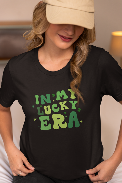 Feeling Lucky St. Patrick’s Day Shirt Shamrock Wreath Tee Irish Clover T-Shirt St Patty’s Day Outfit Lucky Charm Tee
