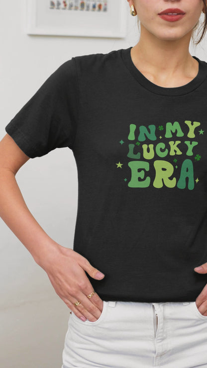 Feeling Lucky St. Patrick’s Day Shirt Shamrock Wreath Tee Irish Clover T-Shirt St Patty’s Day Outfit Lucky Charm Tee
